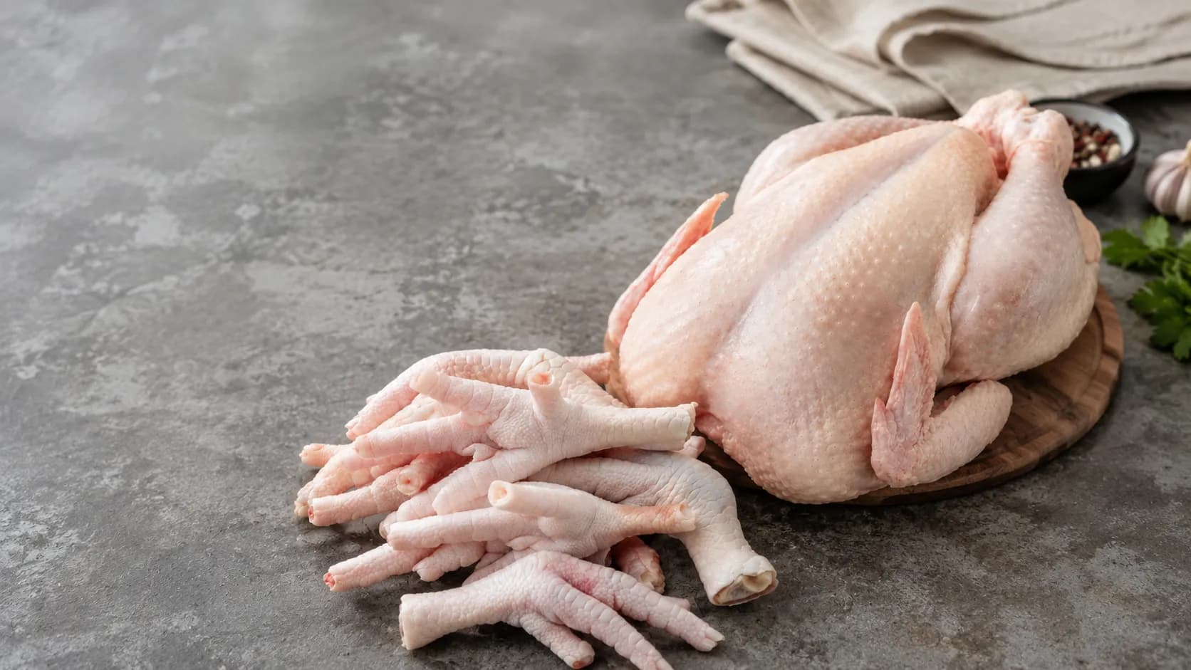Frozen Chicken Paws & Whole Chicken Wholesale